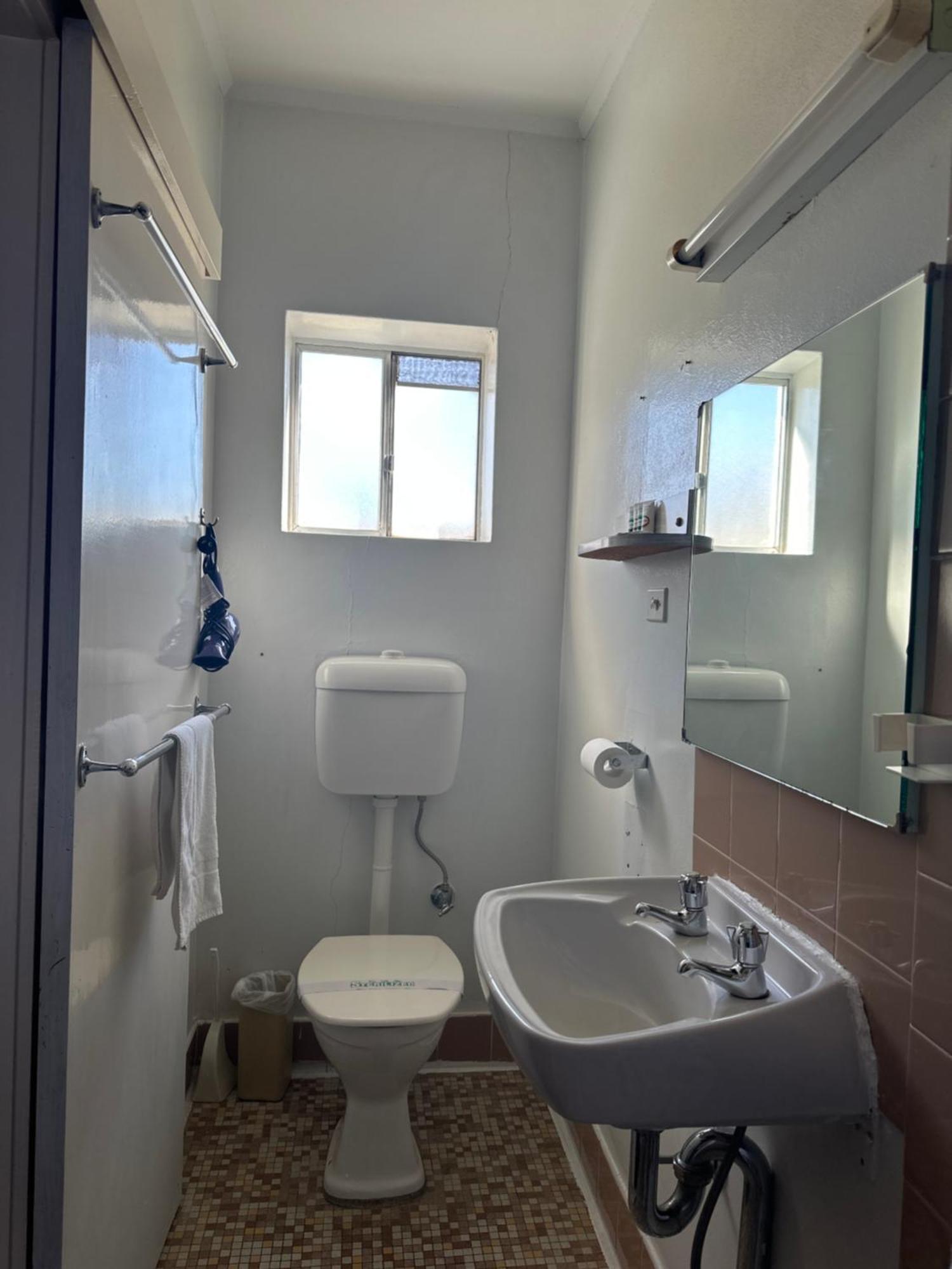 The Shamrock Hotel Balranald Esterno foto